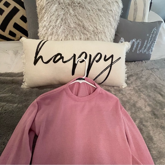 Plain Pink Light Sweater | Boohoo | Size SM - Picture 2 of 4